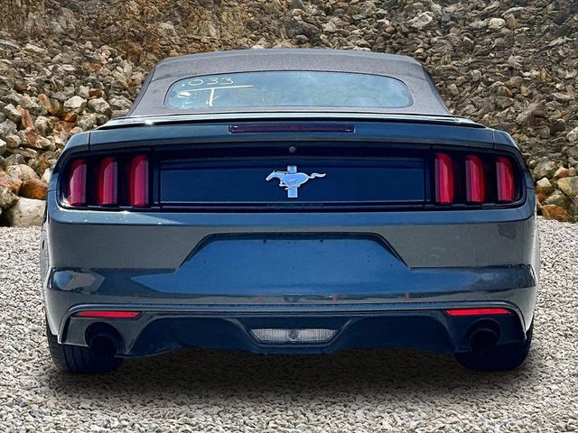 2015 Ford Mustang V6