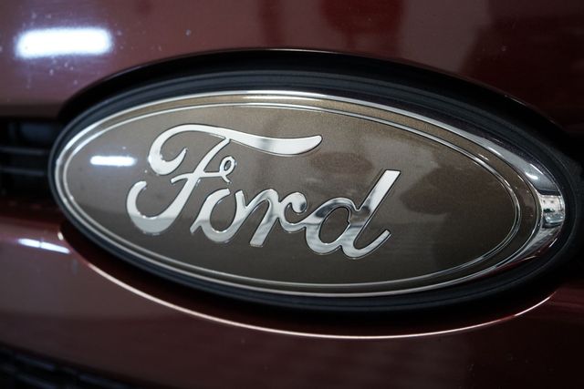 2015 Ford Super Duty F-350 SRW Pickup Lariat | North East, PA | NFI Empire 2015 Ford Super Duty F-350 SRW Pickup Lariat | North East, PA | NFI Empire