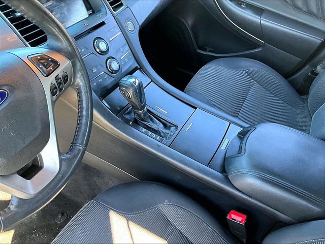 2015 Ford Taurus SEL