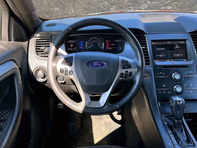 2015 Ford Taurus SEL