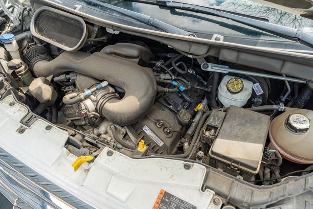 2015 Ford Transit 250 130WB LOW ROOF / 3.7L V6 / 60/40 SIDE DOOR | Austin, TX | Rocky Mountain Truck Stop Austin