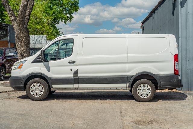 2015 Ford Transit 250 130WB LOW ROOF / 3.7L V6 / 60/40 SIDE DOOR | Austin, TX | Rocky Mountain Truck Stop Austin 2015 Ford Transit 250 130WB LOW ROOF / 3.7L V6 / 60/40 SIDE DOOR | Austin, TX | Rocky Mountain Truck Stop Austin