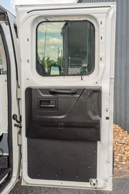 2015 Ford Transit 250 130WB LOW ROOF / 3.7L V6 / 60/40 SIDE DOOR | Austin, TX | Rocky Mountain Truck Stop Austin