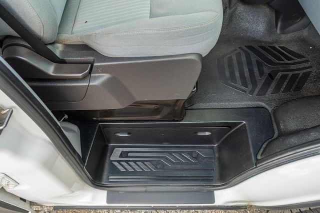 2015 Ford Transit 250 130WB LOW ROOF / 3.7L V6 / 60/40 SIDE DOOR | Austin, TX | Rocky Mountain Truck Stop Austin