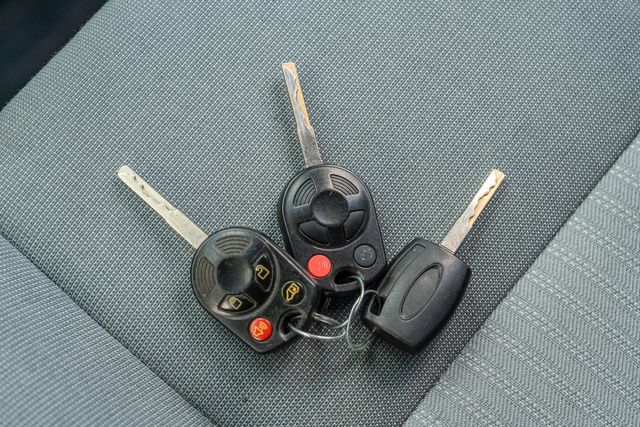 2015 Ford Transit 250 130WB LOW ROOF / 3.7L V6 / 60/40 SIDE DOOR | Austin, TX | Rocky Mountain Truck Stop Austin 2015 Ford Transit 250 130WB LOW ROOF / 3.7L V6 / 60/40 SIDE DOOR | Austin, TX | Rocky Mountain Truck Stop Austin