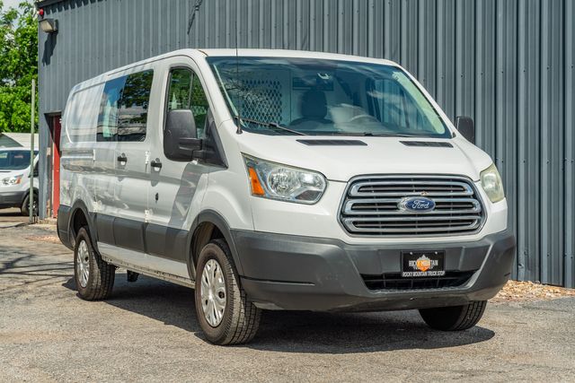 2015 Ford Transit 250 130WB LOW ROOF / 3.7L V6 / 60/40 SIDE DOOR | Austin, TX | Rocky Mountain Truck Stop Austin