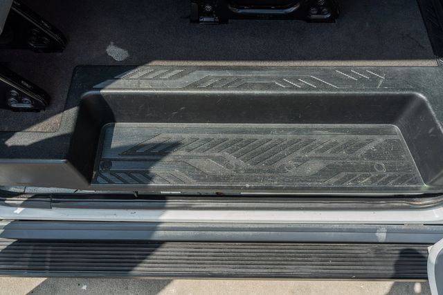 2015 Ford Transit 350 XLT / 15 PASSENGER / 3.7L V6 / TEXAS OWNED | Austin, TX | Rocky Mountain Truck Stop Austin 2015 Ford Transit 350 XLT / 15 PASSENGER / 3.7L V6 / TEXAS OWNED | Austin, TX | Rocky Mountain Truck Stop Austin