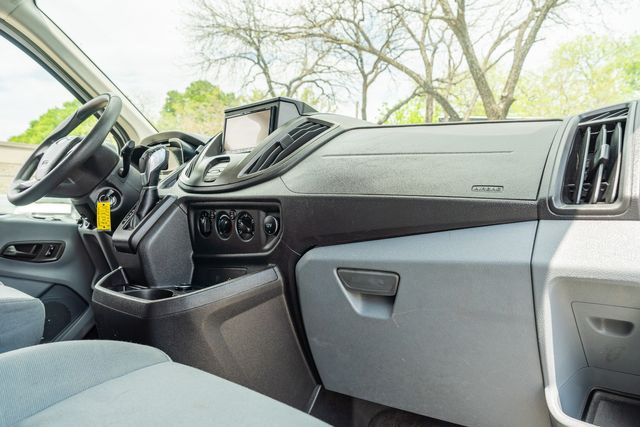 2015 Ford Transit 350 XLT / 15 PASSENGER / 3.7L V6 / TEXAS OWNED | Dallas, TX | Rocky Mountain Truck Stop Dallas