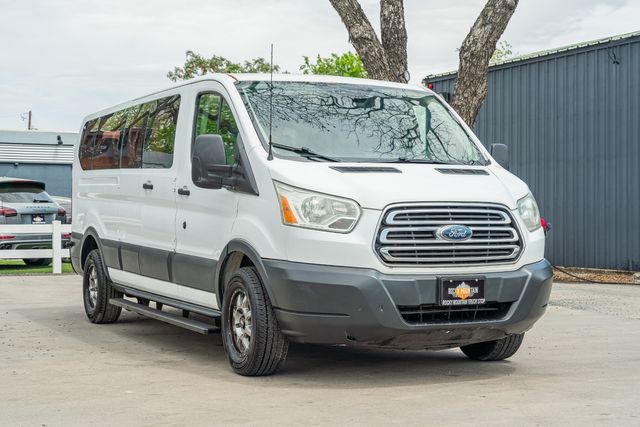 2015 Ford Transit 350 XLT / 15 PASSENGER / 3.7L V6 / TEXAS OWNED | Austin, TX | Rocky Mountain Truck Stop Austin 2015 Ford Transit 350 XLT / 15 PASSENGER / 3.7L V6 / TEXAS OWNED | Austin, TX | Rocky Mountain Truck Stop Austin