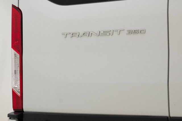 2015 Ford Transit 350 XL 3dr LWB Low Roof Passenger Van w/60/40 S... | Houston, TX | Houston Auto Credit 2015 Ford Transit 350 XL 3dr LWB Low Roof Passenger Van w/60/40 S... | Houston, TX | Houston Auto Credit