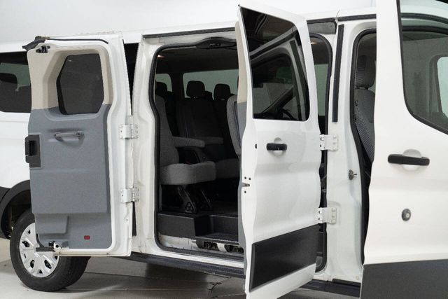 2015 Ford Transit 350 XL 3dr LWB Low Roof Passenger Van w/60/40 S... | Houston, TX | Houston Auto Credit 2015 Ford Transit 350 XL 3dr LWB Low Roof Passenger Van w/60/40 S... | Houston, TX | Houston Auto Credit