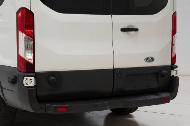 2015 Ford Transit 350 XLT 3dr LWB Medium Roof Passenger Van w/Sli... | Houston, TX | Houston Auto Credit 2015 Ford Transit 350 XLT 3dr LWB Medium Roof Passenger Van w/Sli... | Houston, TX | Houston Auto Credit