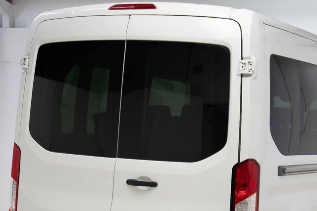 2015 Ford Transit 350 XLT 3dr LWB Medium Roof Passenger Van w/Sli... | Houston, TX | Houston Auto Credit 2015 Ford Transit 350 XLT 3dr LWB Medium Roof Passenger Van w/Sli... | Houston, TX | Houston Auto Credit