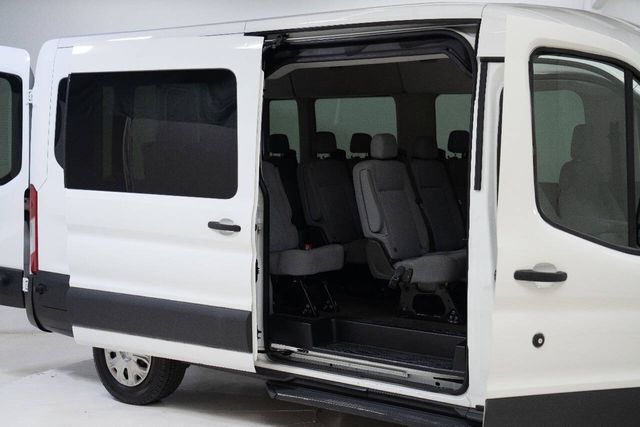 2015 Ford Transit 350 XLT 3dr LWB Medium Roof Passenger Van w/Sli... | Houston, TX | Houston Auto Credit 2015 Ford Transit 350 XLT 3dr LWB Medium Roof Passenger Van w/Sli... | Houston, TX | Houston Auto Credit