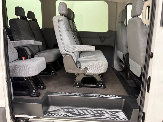 2015 Ford Transit 350 XLT 3dr LWB Medium Roof Passenger Van w/Sli... | Houston, TX | Houston Auto Credit 2015 Ford Transit 350 XLT 3dr LWB Medium Roof Passenger Van w/Sli... | Houston, TX | Houston Auto Credit