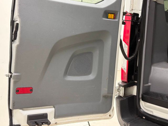 2015 Ford Transit 350 XLT 3dr LWB Medium Roof Passenger Van w/Sli... | Houston, TX | Houston Auto Credit 2015 Ford Transit 350 XLT 3dr LWB Medium Roof Passenger Van w/Sli... | Houston, TX | Houston Auto Credit