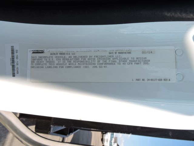 2015 Freightliner M2106 Non-CDL Flatbed 