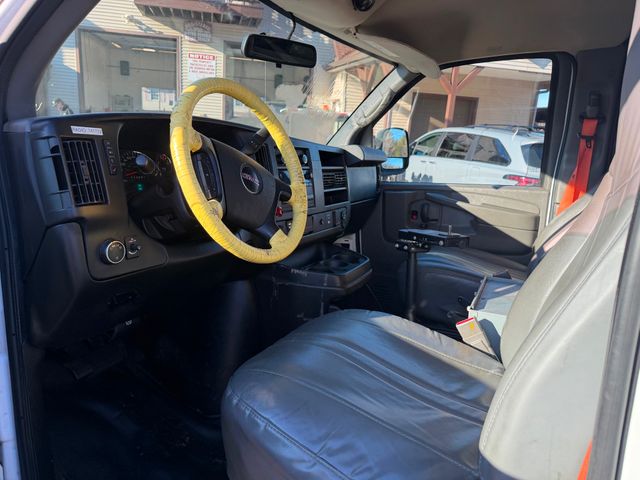 2015 GMC Savana 2500