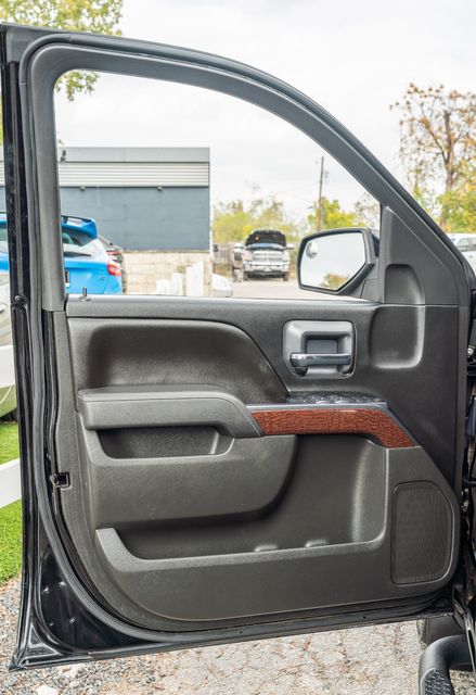 2015 GMC Sierra 1500 SLE CREW CAB RWD W/ UPGRADES / LOW MILES | Austin, TX | Rocky Mountain Truck Stop Austin 2015 GMC Sierra 1500 SLE CREW CAB RWD W/ UPGRADES / LOW MILES | Austin, TX | Rocky Mountain Truck Stop Austin