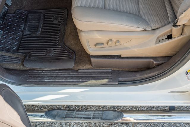 2015 GMC Sierra 1500 SLE CREW CAB 4X4 Z71 / ONE OWNER / CLEAN CARFAX | Austin, TX | Rocky Mountain Truck Stop Austin 2015 GMC Sierra 1500 SLE CREW CAB 4X4 Z71 / ONE OWNER / CLEAN CARFAX | Austin, TX | Rocky Mountain Truck Stop Austin