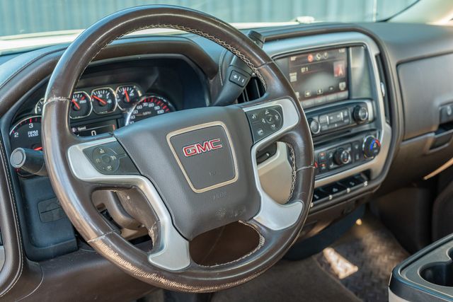 2015 GMC Sierra 1500 SLE CREW CAB 4X4 Z71 / ONE OWNER / CLEAN CARFAX | Austin, TX | Rocky Mountain Truck Stop Austin 2015 GMC Sierra 1500 SLE CREW CAB 4X4 Z71 / ONE OWNER / CLEAN CARFAX | Austin, TX | Rocky Mountain Truck Stop Austin