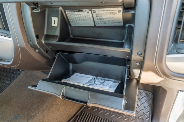 2015 GMC Sierra 1500 SLE CREW CAB 4X4 Z71 / ONE OWNER / CLEAN CARFAX | Austin, TX | Rocky Mountain Truck Stop Austin