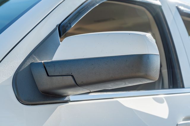 2015 GMC Sierra 1500 SLE CREW CAB 4X4 Z71 / ONE OWNER / CLEAN CARFAX | Austin, TX | Rocky Mountain Truck Stop Austin 2015 GMC Sierra 1500 SLE CREW CAB 4X4 Z71 / ONE OWNER / CLEAN CARFAX | Austin, TX | Rocky Mountain Truck Stop Austin