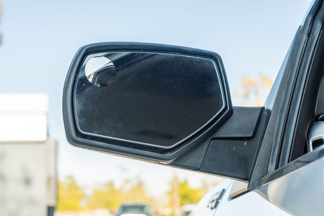 2015 GMC Sierra 2500HD SLE CREW CAB Z71 4X4 / ONE TEXAS OWNER / ALLISON | Dallas, TX | Rocky Mountain Truck Stop Dallas 2015 GMC Sierra 2500HD SLE CREW CAB Z71 4X4 / ONE TEXAS OWNER / ALLISON | Dallas, TX | Rocky Mountain Truck Stop Dallas