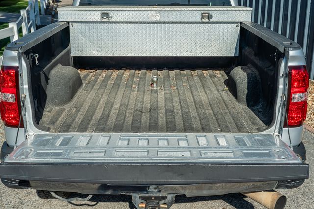 2015 GMC Sierra 2500HD SLE CREW CAB Z71 4X4 / ONE TEXAS OWNER / ALLISON | Austin, TX | Rocky Mountain Truck Stop Austin 2015 GMC Sierra 2500HD SLE CREW CAB Z71 4X4 / ONE TEXAS OWNER / ALLISON | Austin, TX | Rocky Mountain Truck Stop Austin