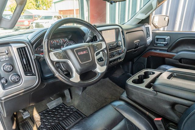 2015 GMC Sierra 2500HD SLE CREW CAB Z71 4X4 / ONE TEXAS OWNER / ALLISON | Austin, TX | Rocky Mountain Truck Stop Austin 2015 GMC Sierra 2500HD SLE CREW CAB Z71 4X4 / ONE TEXAS OWNER / ALLISON | Austin, TX | Rocky Mountain Truck Stop Austin