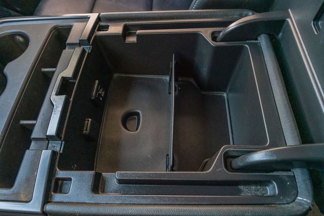 2015 GMC Sierra 2500HD SLE CREW CAB Z71 4X4 / ONE TEXAS OWNER / ALLISON | Austin, TX | Rocky Mountain Truck Stop Austin 2015 GMC Sierra 2500HD SLE CREW CAB Z71 4X4 / ONE TEXAS OWNER / ALLISON | Austin, TX | Rocky Mountain Truck Stop Austin