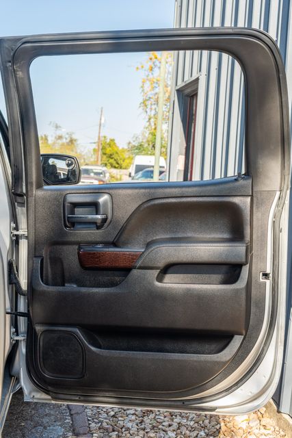 2015 GMC Sierra 2500HD SLE CREW CAB Z71 4X4 / ONE TEXAS OWNER / ALLISON | Austin, TX | Rocky Mountain Truck Stop Austin 2015 GMC Sierra 2500HD SLE CREW CAB Z71 4X4 / ONE TEXAS OWNER / ALLISON | Austin, TX | Rocky Mountain Truck Stop Austin