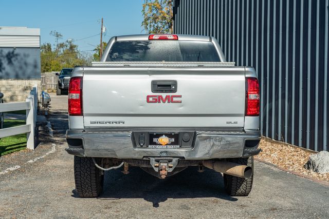 2015 GMC Sierra 2500HD SLE CREW CAB Z71 4X4 / ONE TEXAS OWNER / ALLISON | Austin, TX | Rocky Mountain Truck Stop Austin 2015 GMC Sierra 2500HD SLE CREW CAB Z71 4X4 / ONE TEXAS OWNER / ALLISON | Austin, TX | Rocky Mountain Truck Stop Austin