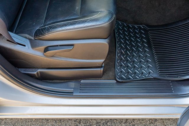 2015 GMC Sierra 2500HD SLE CREW CAB Z71 4X4 / ONE TEXAS OWNER / ALLISON | Dallas, TX | Rocky Mountain Truck Stop Dallas 2015 GMC Sierra 2500HD SLE CREW CAB Z71 4X4 / ONE TEXAS OWNER / ALLISON | Dallas, TX | Rocky Mountain Truck Stop Dallas