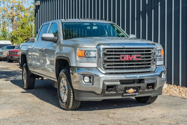 2015 GMC Sierra 2500HD SLE CREW CAB Z71 4X4 / ONE TEXAS OWNER / ALLISON | Austin, TX | Rocky Mountain Truck Stop Austin 2015 GMC Sierra 2500HD SLE CREW CAB Z71 4X4 / ONE TEXAS OWNER / ALLISON | Austin, TX | Rocky Mountain Truck Stop Austin