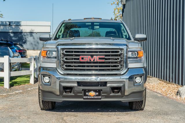 2015 GMC Sierra 2500HD SLE CREW CAB Z71 4X4 / ONE TEXAS OWNER / ALLISON | Austin, TX | Rocky Mountain Truck Stop Austin 2015 GMC Sierra 2500HD SLE CREW CAB Z71 4X4 / ONE TEXAS OWNER / ALLISON | Austin, TX | Rocky Mountain Truck Stop Austin