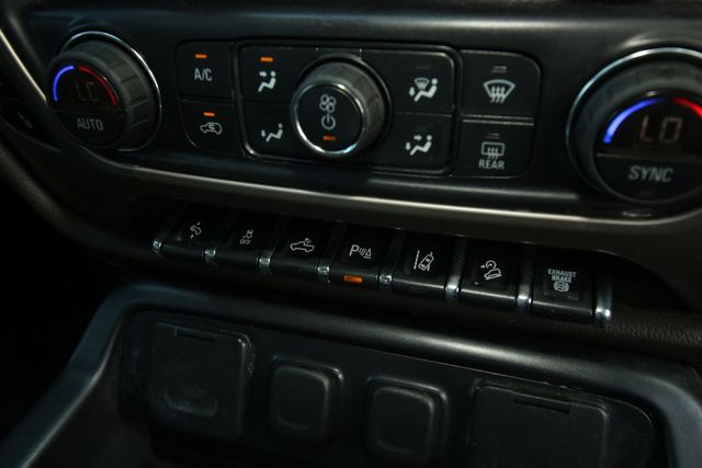 2015 GMC Sierra 2500HD Denali | San Antonio, TX | R&L Certified Auto Group 2015 GMC Sierra 2500HD Denali | San Antonio, TX | R&L Certified Auto Group