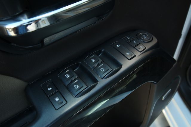 2015 GMC Sierra 2500HD Denali | San Antonio, TX | R&L Certified Auto Group 2015 GMC Sierra 2500HD Denali | San Antonio, TX | R&L Certified Auto Group