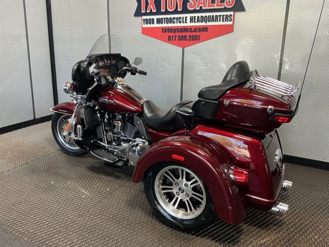 2015 Harley-Davidson Trike Tri Glide Ultra | Fort Worth, TX | TX Toy Sales 2015 Harley-Davidson Trike Tri Glide Ultra | Fort Worth, TX | TX Toy Sales