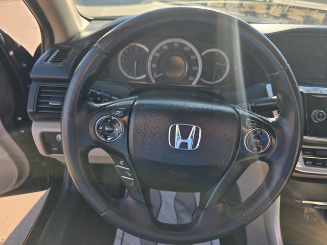 2015 Honda Accord EX-L | Arlington, TX | Tray Rogers dba Southwest Collision Center   