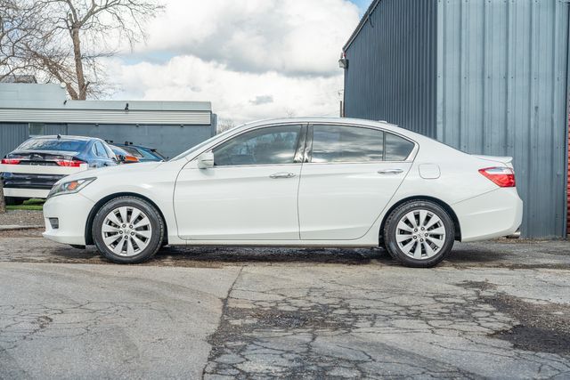 2015 Honda Accord EX-L V6 / LUXURY / LOADED / LOW MILES | Austin, TX | Rocky Mountain Truck Stop Austin