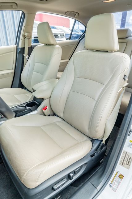 2015 Honda Accord EX-L V6 / LUXURY / LOADED / LOW MILES | Austin, TX | Rocky Mountain Truck Stop Austin 2015 Honda Accord EX-L V6 / LUXURY / LOADED / LOW MILES | Austin, TX | Rocky Mountain Truck Stop Austin