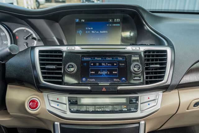 2015 Honda Accord EX-L V6 / LUXURY / LOADED / LOW MILES | Austin, TX | Rocky Mountain Truck Stop Austin 2015 Honda Accord EX-L V6 / LUXURY / LOADED / LOW MILES | Austin, TX | Rocky Mountain Truck Stop Austin