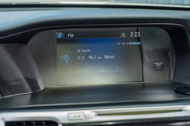 2015 Honda Accord EX-L V6 / LUXURY / LOADED / LOW MILES | Austin, TX | Rocky Mountain Truck Stop Austin 2015 Honda Accord EX-L V6 / LUXURY / LOADED / LOW MILES | Austin, TX | Rocky Mountain Truck Stop Austin