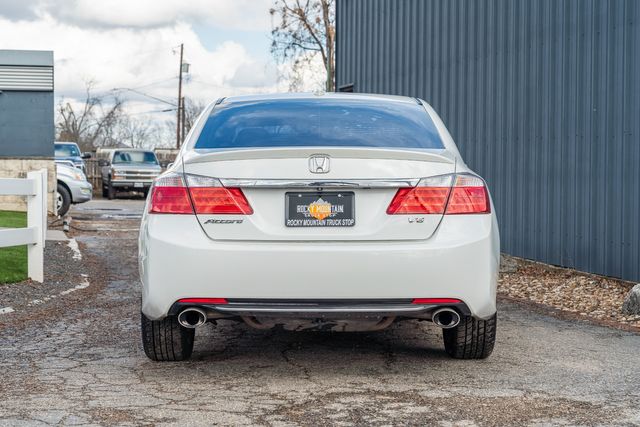 2015 Honda Accord EX-L V6 / LUXURY / LOADED / LOW MILES | Austin, TX | Rocky Mountain Truck Stop Austin 2015 Honda Accord EX-L V6 / LUXURY / LOADED / LOW MILES | Austin, TX | Rocky Mountain Truck Stop Austin