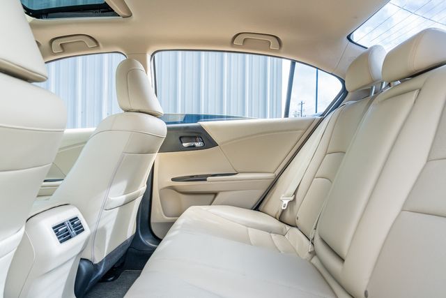 2015 Honda Accord EX-L V6 / LUXURY / LOADED / LOW MILES | Austin, TX | Rocky Mountain Truck Stop Austin 2015 Honda Accord EX-L V6 / LUXURY / LOADED / LOW MILES | Austin, TX | Rocky Mountain Truck Stop Austin