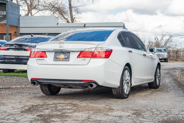 2015 Honda Accord EX-L V6 / LUXURY / LOADED / LOW MILES | Austin, TX | Rocky Mountain Truck Stop Austin 2015 Honda Accord EX-L V6 / LUXURY / LOADED / LOW MILES | Austin, TX | Rocky Mountain Truck Stop Austin