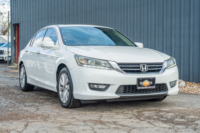 2015 Honda Accord EX-L V6 / LUXURY / LOADED / LOW MILES | Austin, TX | Rocky Mountain Truck Stop Austin 2015 Honda Accord EX-L V6 / LUXURY / LOADED / LOW MILES | Austin, TX | Rocky Mountain Truck Stop Austin