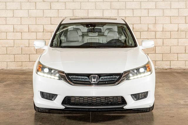 2015 Honda Accord Hybrid EX-L | Van Nuys, CA | Stellar Auto INC. 2015 Honda Accord Hybrid EX-L | Van Nuys, CA | Stellar Auto INC.