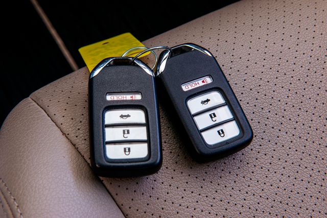 2015 Honda Accord Hybrid EX-L | Van Nuys, CA | Stellar Auto INC. 2015 Honda Accord Hybrid EX-L | Van Nuys, CA | Stellar Auto INC.